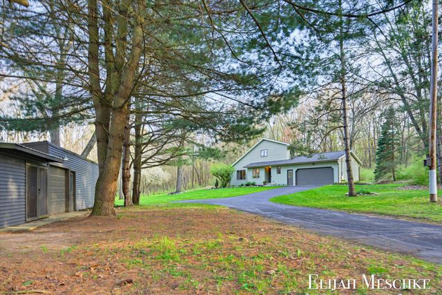 9000 Crooked Crow Road Ne, Ada Twp, MI 49301