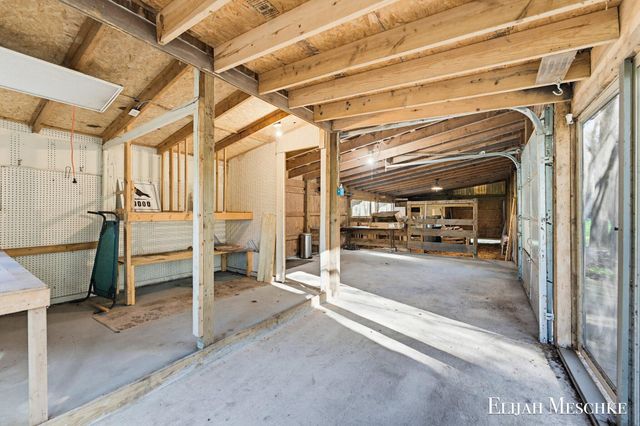 9000 Crooked Crow Road Ne, Ada Twp, MI 49301