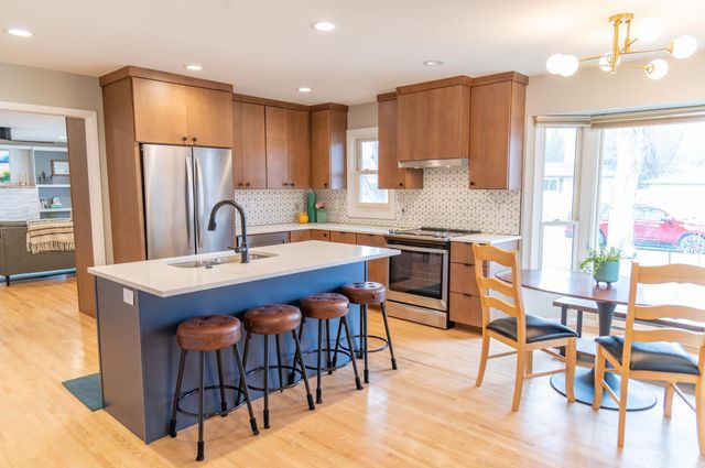 506 18th Avenue S, Fargo, ND 58103