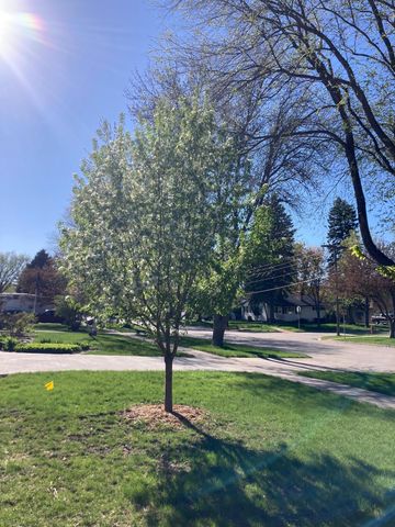 506 18th Avenue S, Fargo, ND 58103