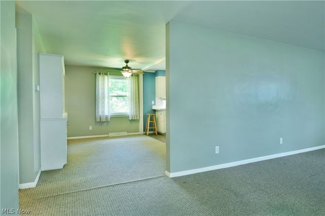 2141 North Road NE, Warren, OH 44483
