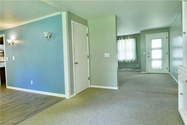 2141 North Road NE, Warren, OH 44483