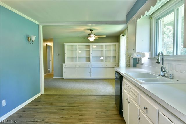 2141 North Road NE, Warren, OH 44483