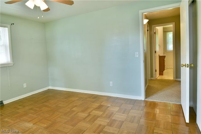2141 North Road NE, Warren, OH 44483