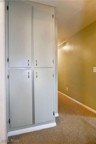 2141 North Road NE, Warren, OH 44483