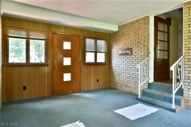 2141 North Road NE, Warren, OH 44483