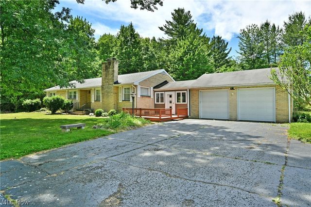 2141 North Road NE, Warren, OH 44483