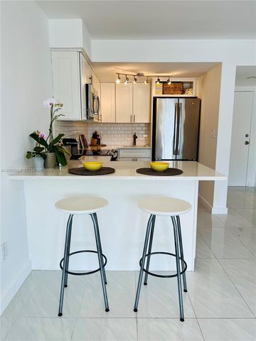 1650 NE 115th Street 408, Miami, FL 33181