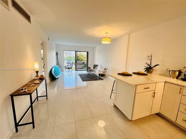 1650 NE 115th Street 408, Miami, FL 33181
