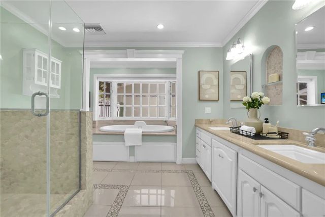 20537 E Covina Hills Rd, Covina, CA 91724