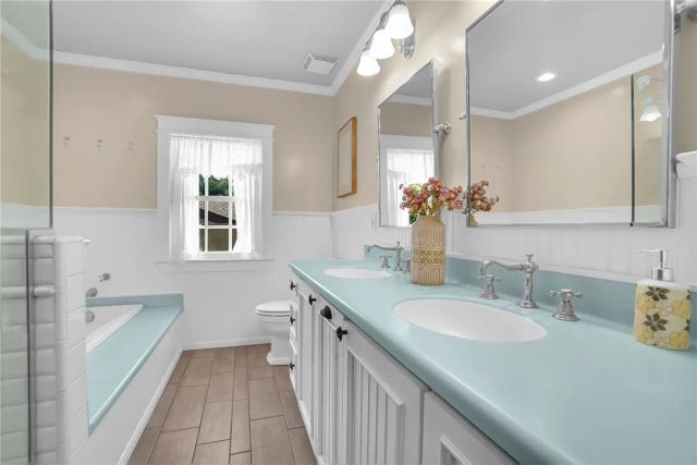 20537 E Covina Hills Rd, Covina, CA 91724