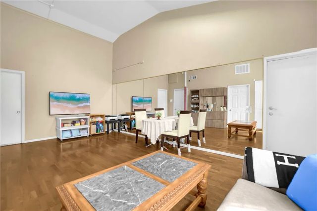20537 E Covina Hills Rd, Covina, CA 91724