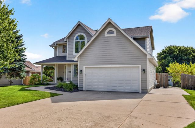 1955 NW 144th Street, Clive, IA 50325