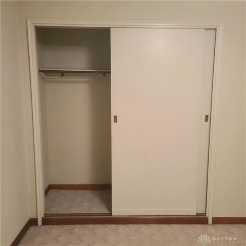 825 Brookfield Road, Dayton, OH 45429