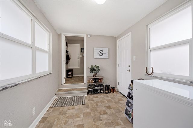 3720 E 42nd Street, Indianapolis, IN 46205