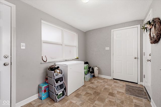 3720 E 42nd Street, Indianapolis, IN 46205