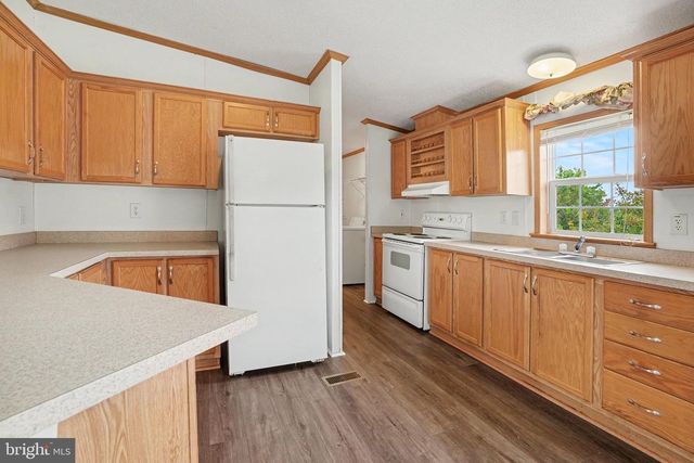 131 CAMELOT DRIVE, Chambersburg, PA 17202