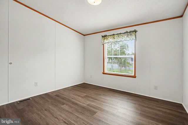 131 CAMELOT DRIVE, Chambersburg, PA 17202