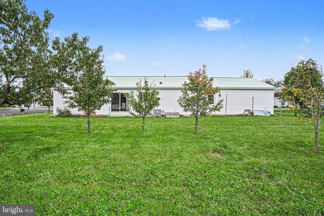 131 CAMELOT DRIVE, Chambersburg, PA 17202