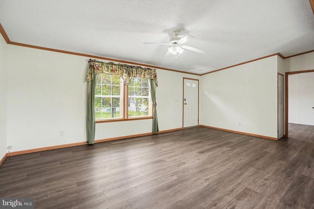 131 CAMELOT DRIVE, Chambersburg, PA 17202