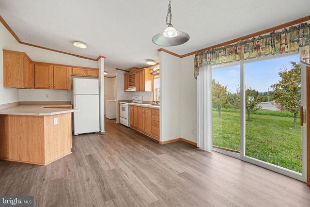 131 CAMELOT DRIVE, Chambersburg, PA 17202