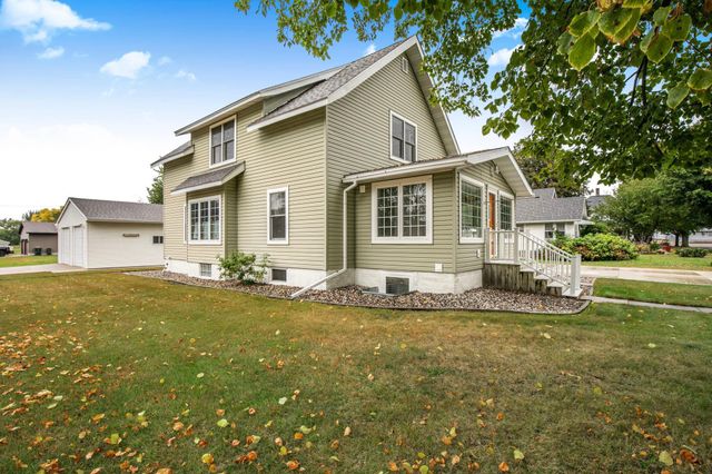 122 2nd Avenue S, Brownton, MN 55312