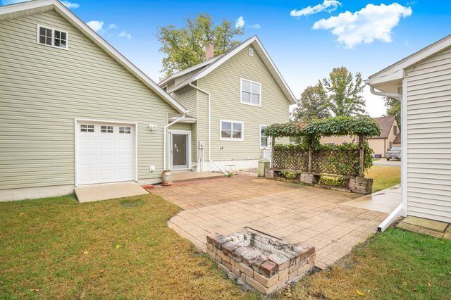 122 2nd Avenue S, Brownton, MN 55312