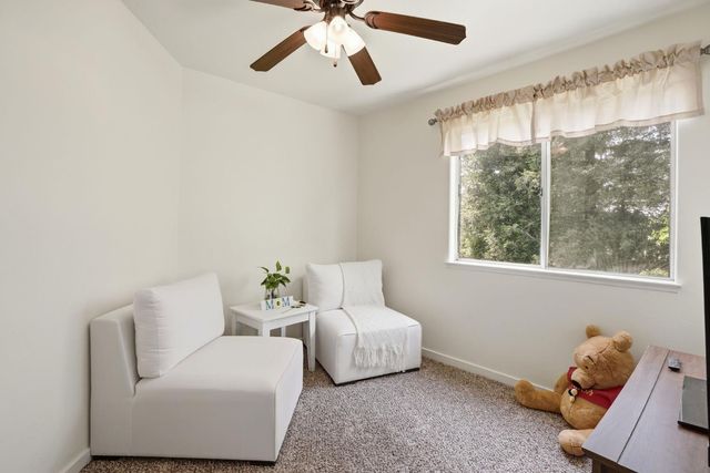 3227 Dewey, Fresno, CA 93722