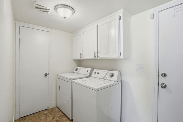 3227 Dewey, Fresno, CA 93722