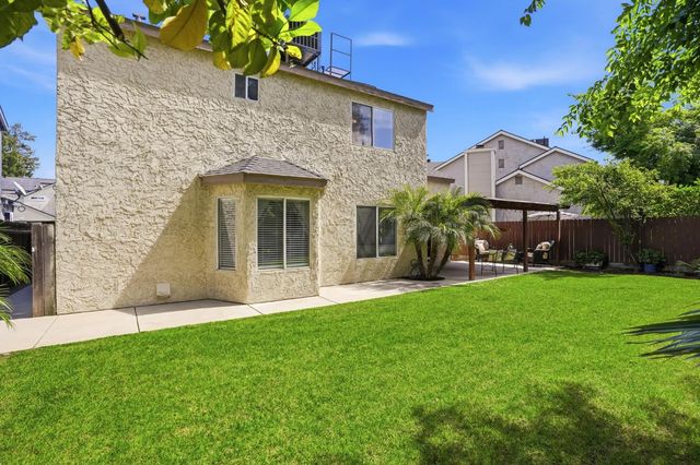 3227 Dewey, Fresno, CA 93722