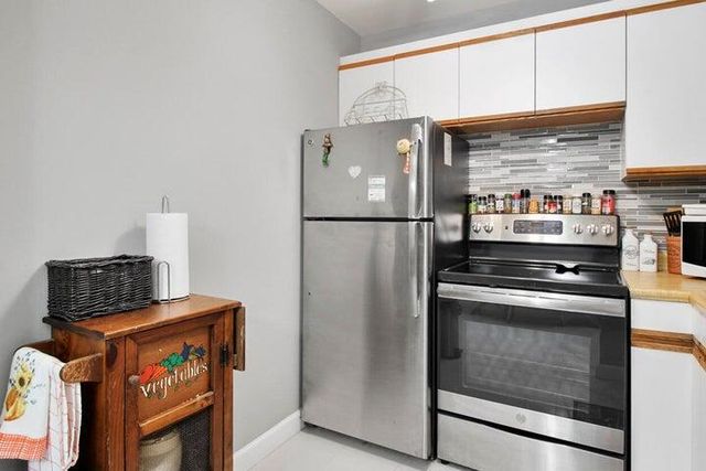 3000 Lake Osborne Drive 107, Lake Worth Beach, FL 33461