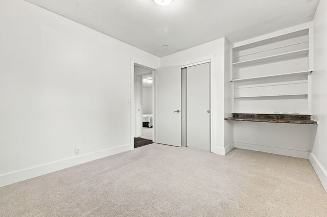 303 N Neely Street, Prairie City, IA 50228
