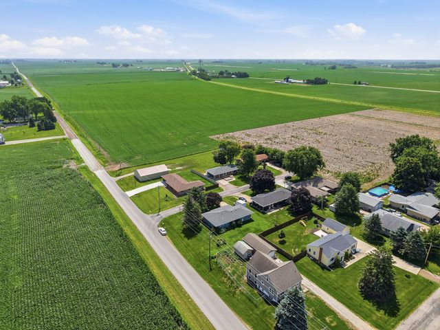 303 N Neely Street, Prairie City, IA 50228