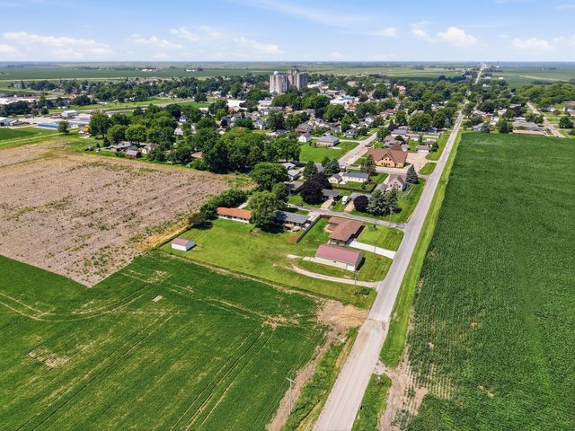 303 N Neely Street, Prairie City, IA 50228