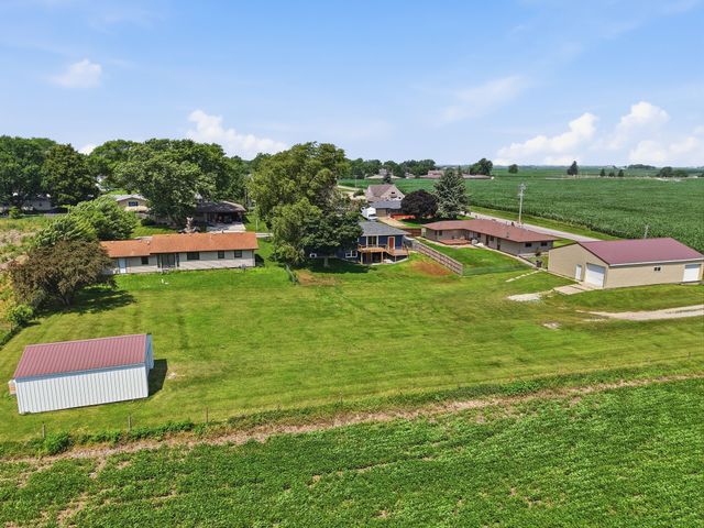 303 N Neely Street, Prairie City, IA 50228