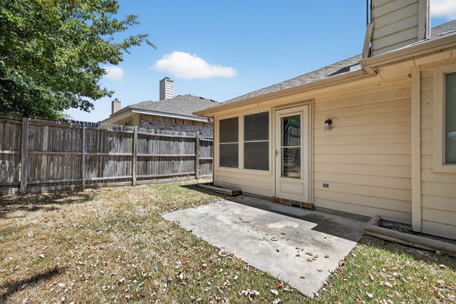 4717 Barnhill Lane, Fort Worth, TX 76135