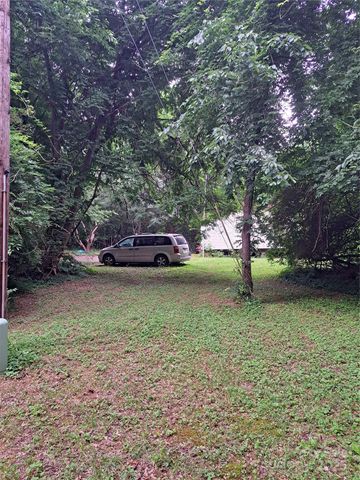 5023 Dogwood Lane, Stanley, NC 28164