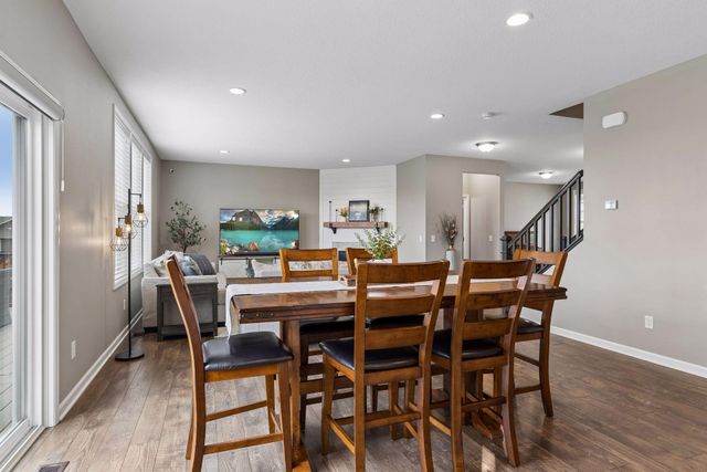 9120 Lighthouse Lane, Woodbury, MN 55129