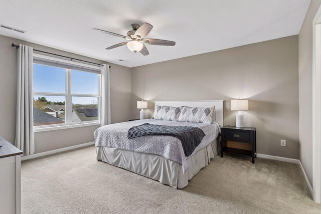 9120 Lighthouse Lane, Woodbury, MN 55129