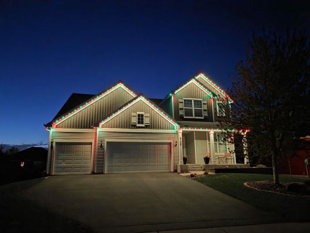 9120 Lighthouse Lane, Woodbury, MN 55129
