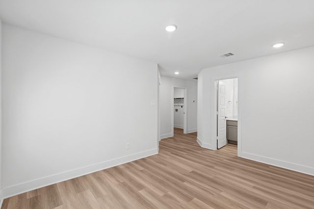 16948 Jim Sharp Drive, Montgomery, TX 77316