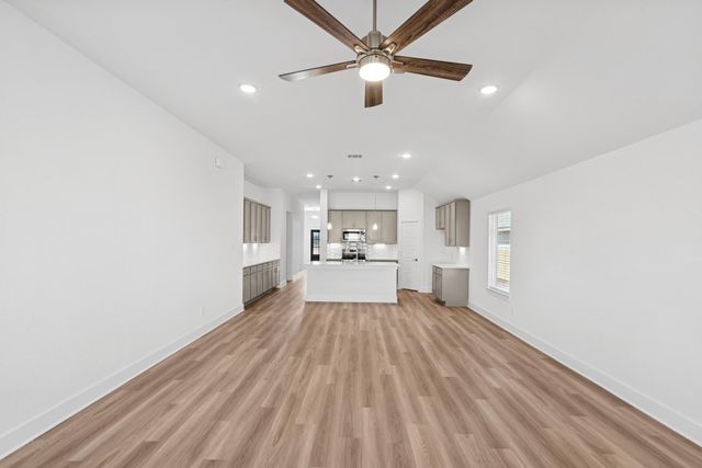 16948 Jim Sharp Drive, Montgomery, TX 77316