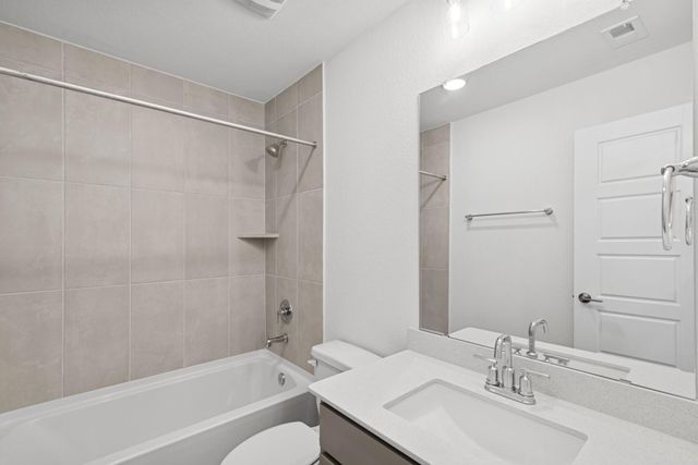 16948 Jim Sharp Drive, Montgomery, TX 77316