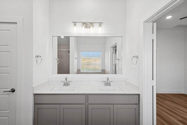 16948 Jim Sharp Drive, Montgomery, TX 77316