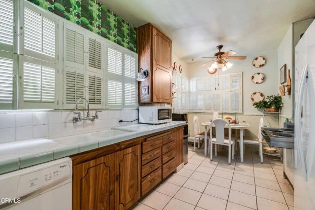 1116 S Burnside Avenue, Los Angeles, CA 90019