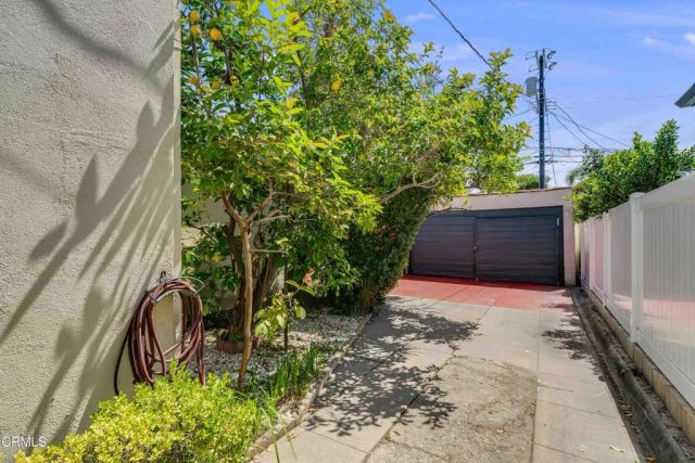 1116 S Burnside Avenue, Los Angeles, CA 90019