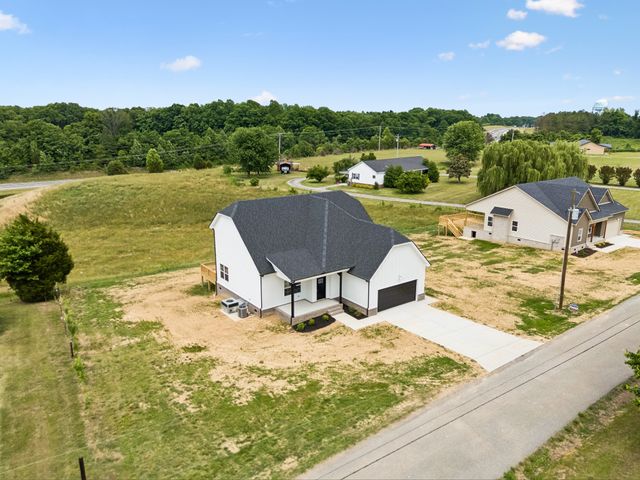 2010 Old Snow Hill Rd, Dowelltown, TN 37059