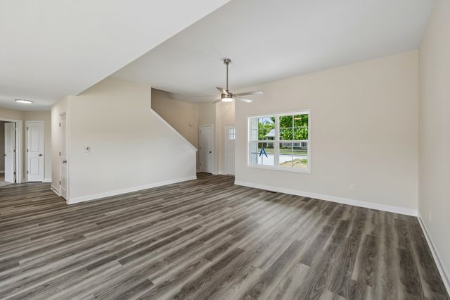 2010 Old Snow Hill Rd, Dowelltown, TN 37059