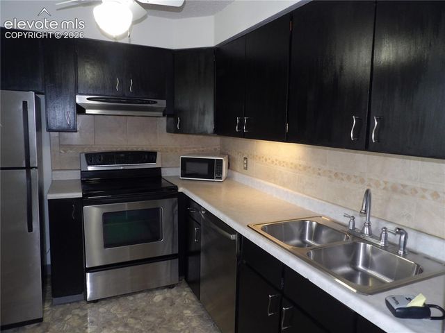 411 Lakewood Circle C1001, Colorado Springs, CO 80910
