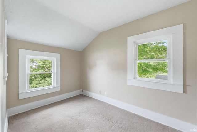 410 E 7th Street, Auburn, IN 46706